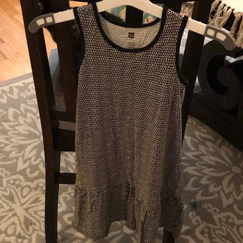 Girls sleeveless swing dress. Tea Collection size 10